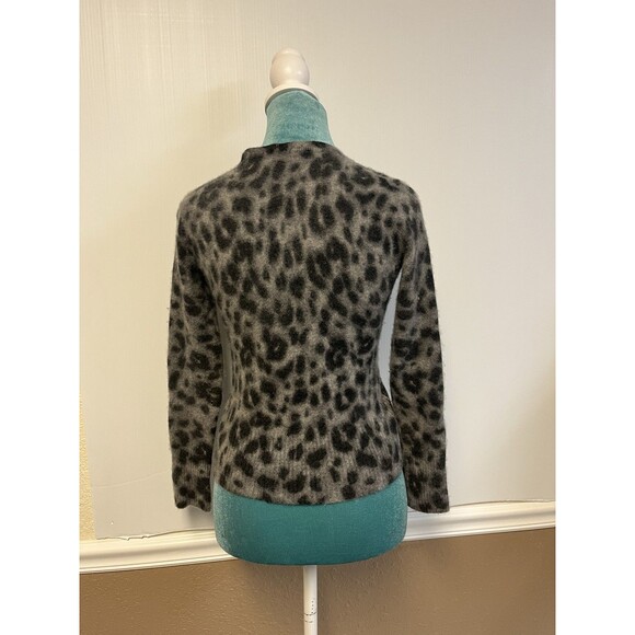 Apt. 9 Leopard Print 100% Cashmere Cardigan Women’s Medium Crewneck Soft Leopard - Picture 5 of 7